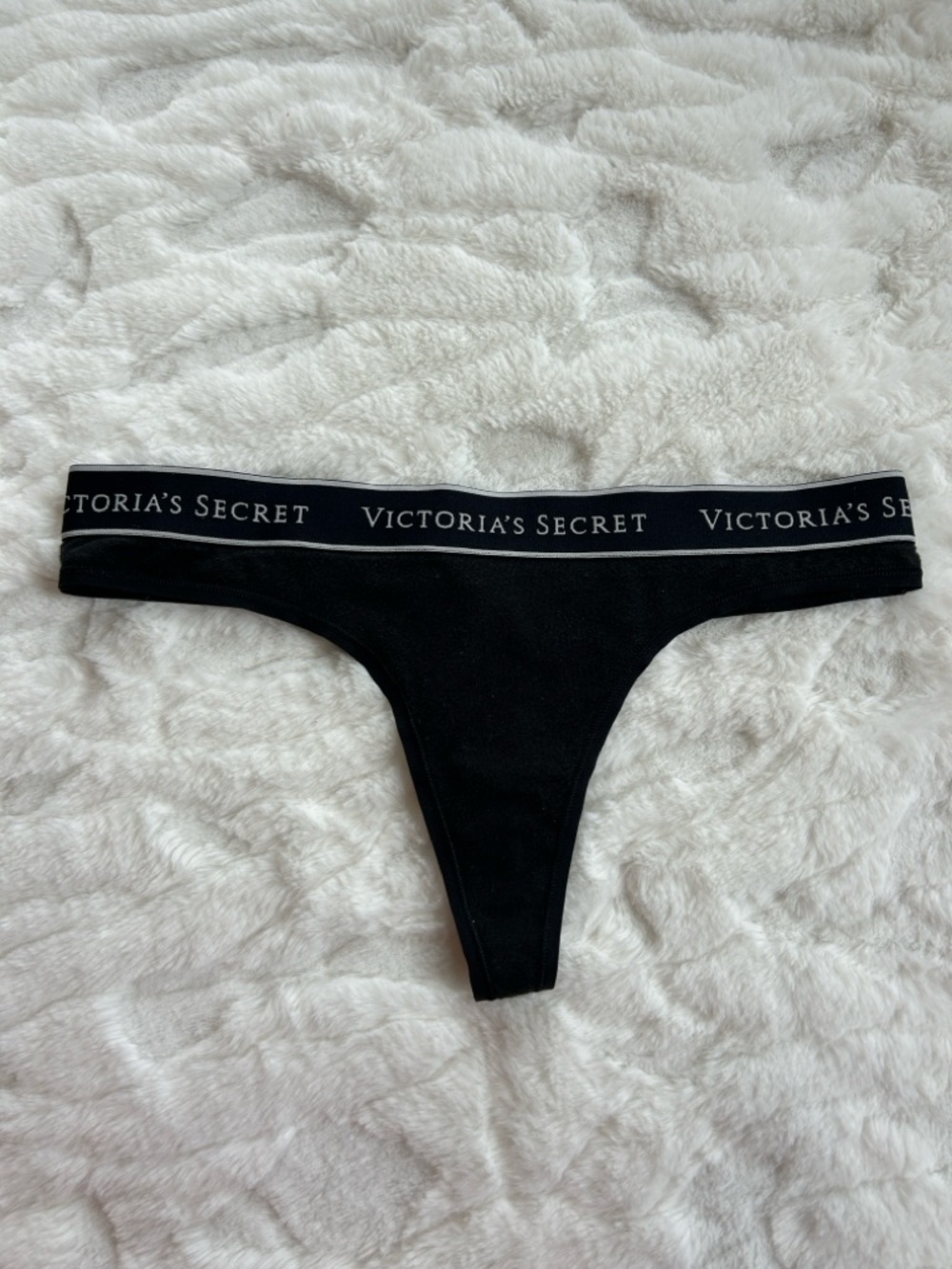 Victoria's Secret Logo Waistband Thong Panty M